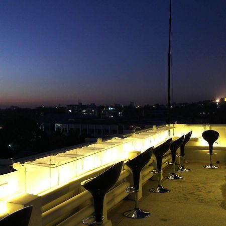 יאנגון Alfa Hotel מראה חיצוני תמונה